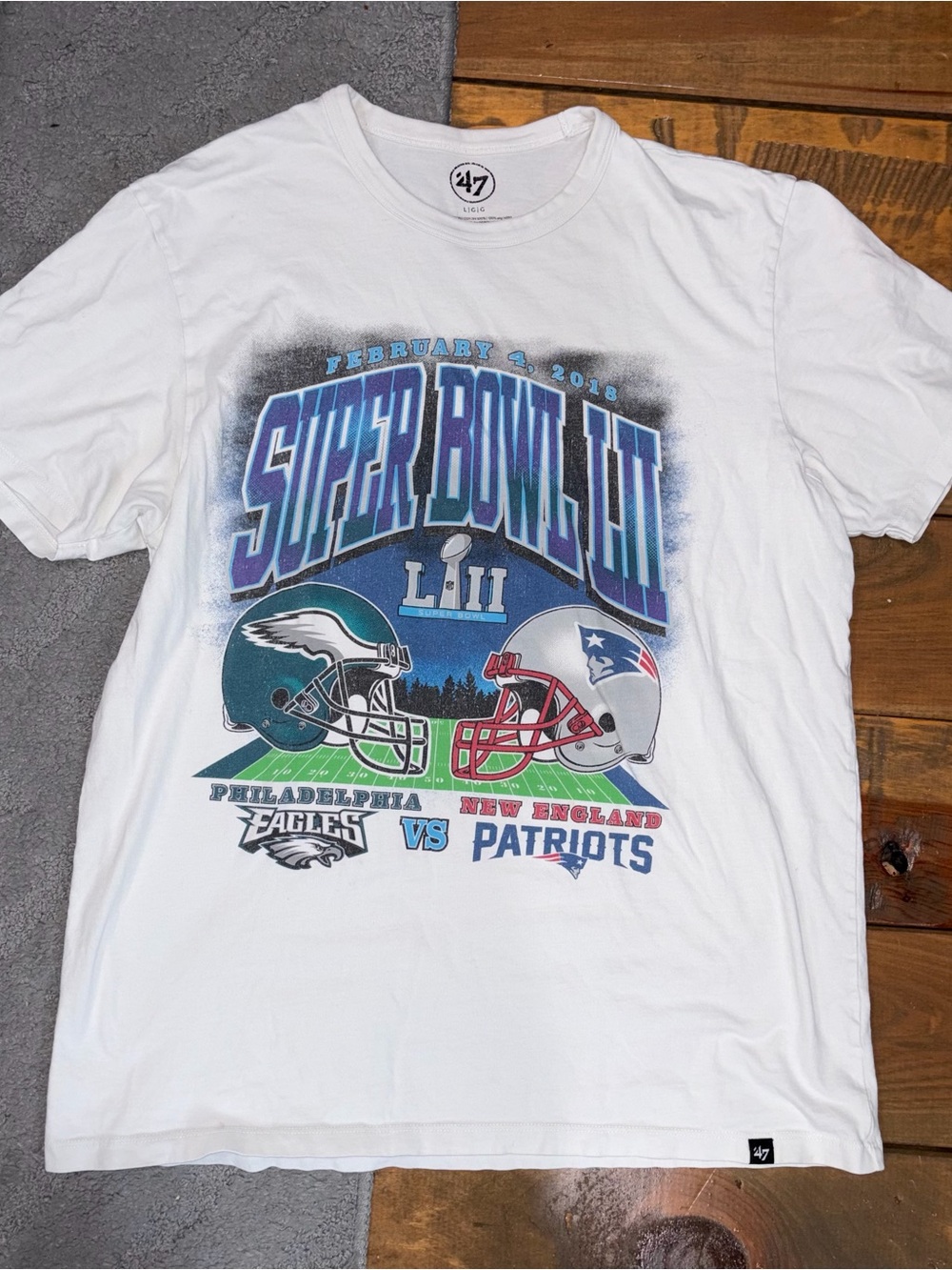 Super Bowl 52 Philadelphia Eagles Patriots 47 White Graphic Logo Cotton Tee